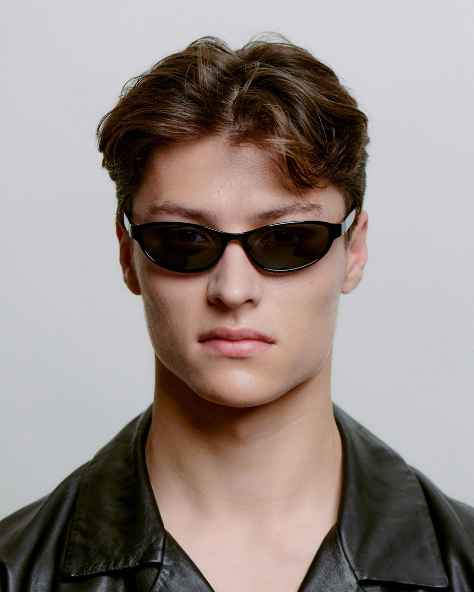 A.KJÆRBEDE_ALEXA_KL2603_BLACK_FRONT_MAN (1)